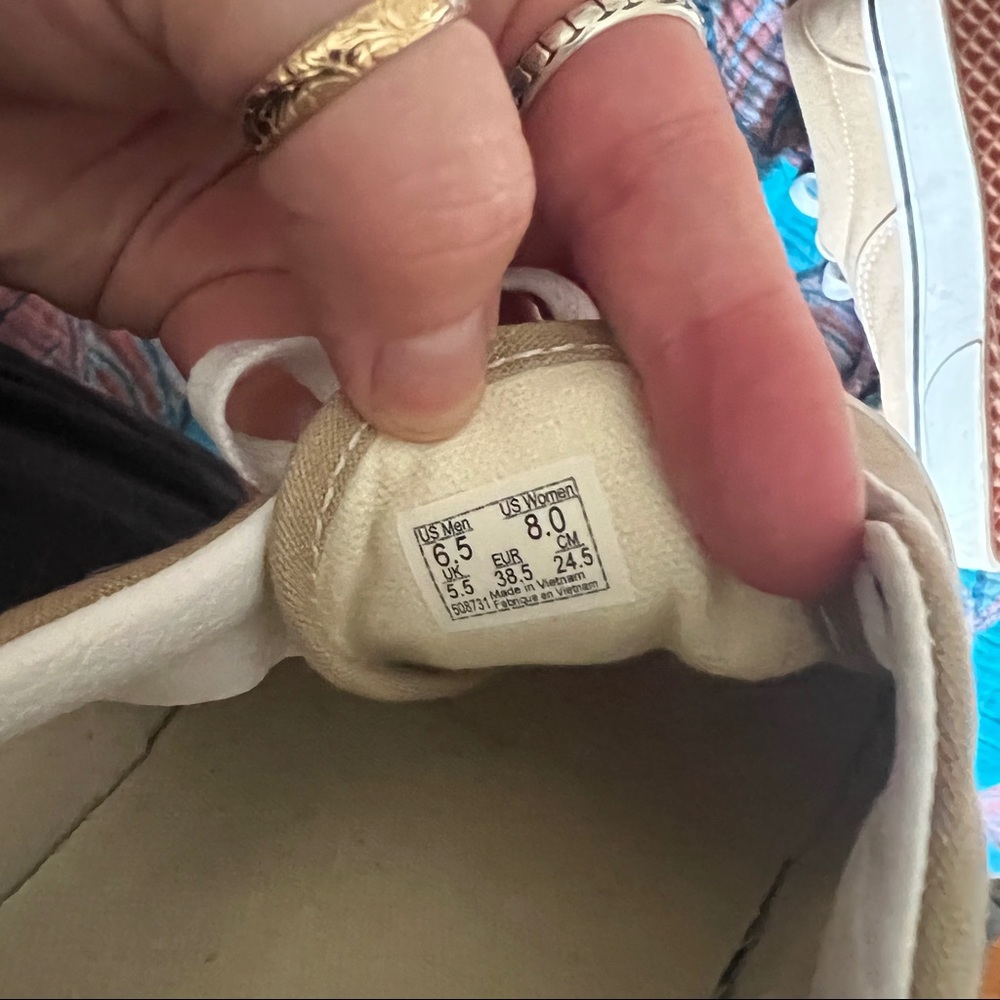 Beige Vans Authentic Size 8 - Picture 3 of 7
